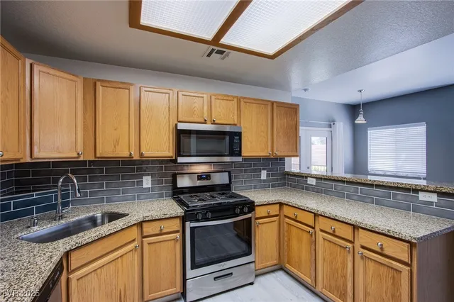 $1,605 | 9580 West Reno Avenue, Unit 138, Las Vegas, NV 89148