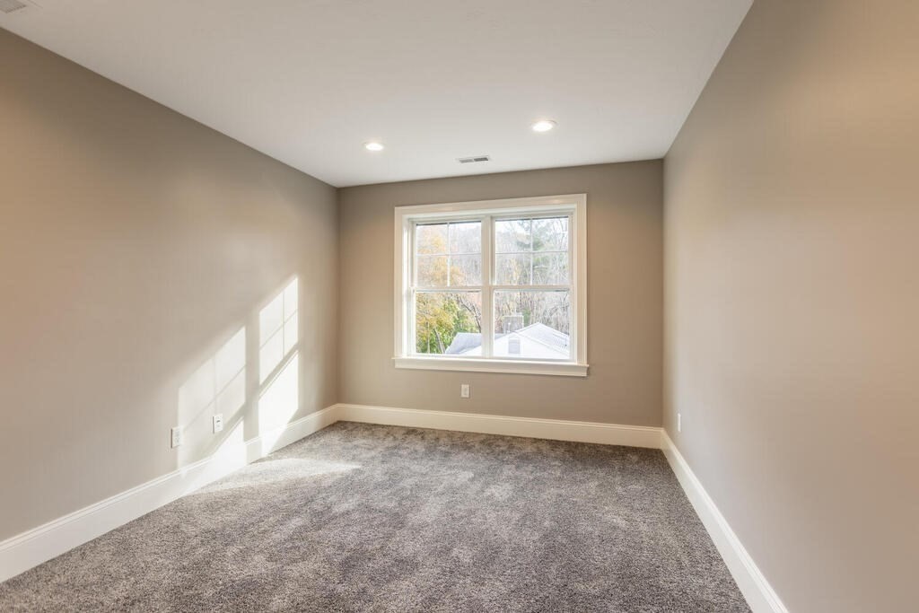 4 Ledgewood Road Wilmington, MA 01887 - Photo 22 of 36 Gallery Image 22