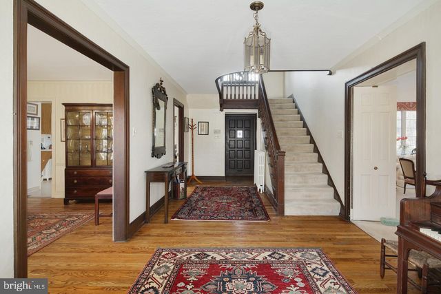 $825,000 | 710 West Allens Lane, Philadelphia, PA 19119