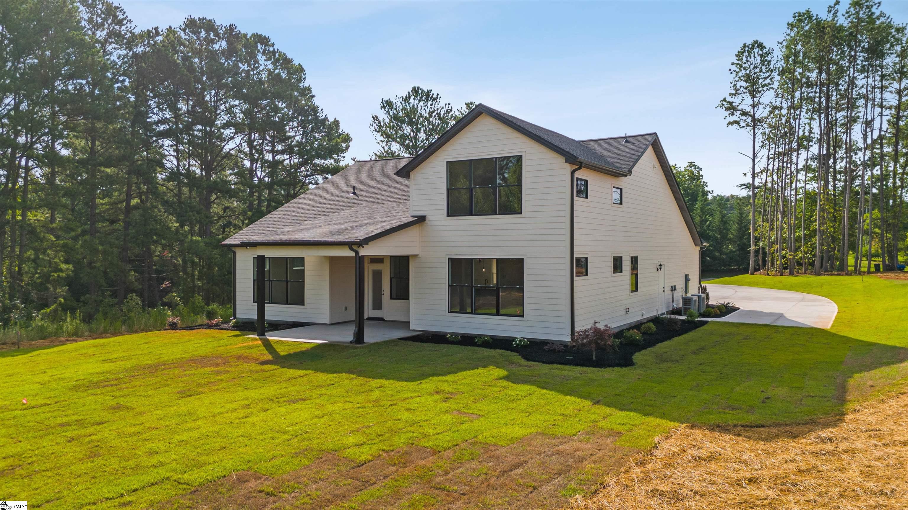 428 Honeysuckle Road Campobello, SC 29322 - Photo 31 of 36 Gallery Image 31