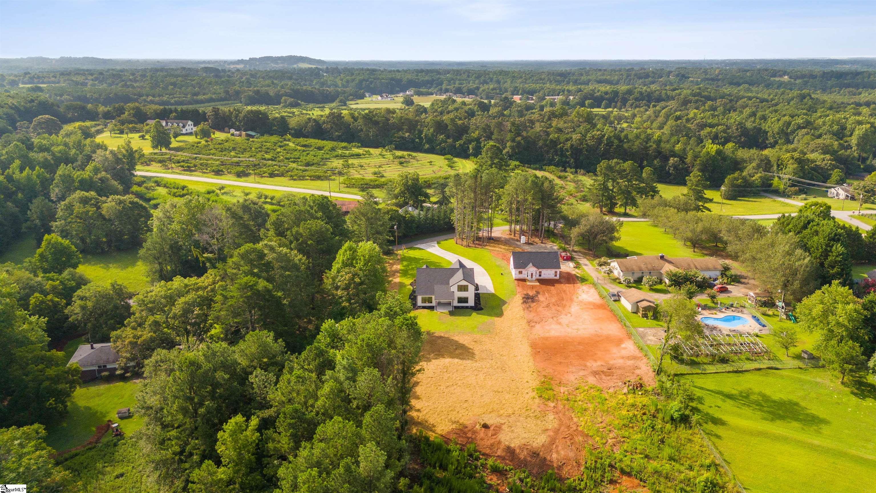 428 Honeysuckle Road Campobello, SC 29322 - Photo 32 of 36 Gallery Image 32