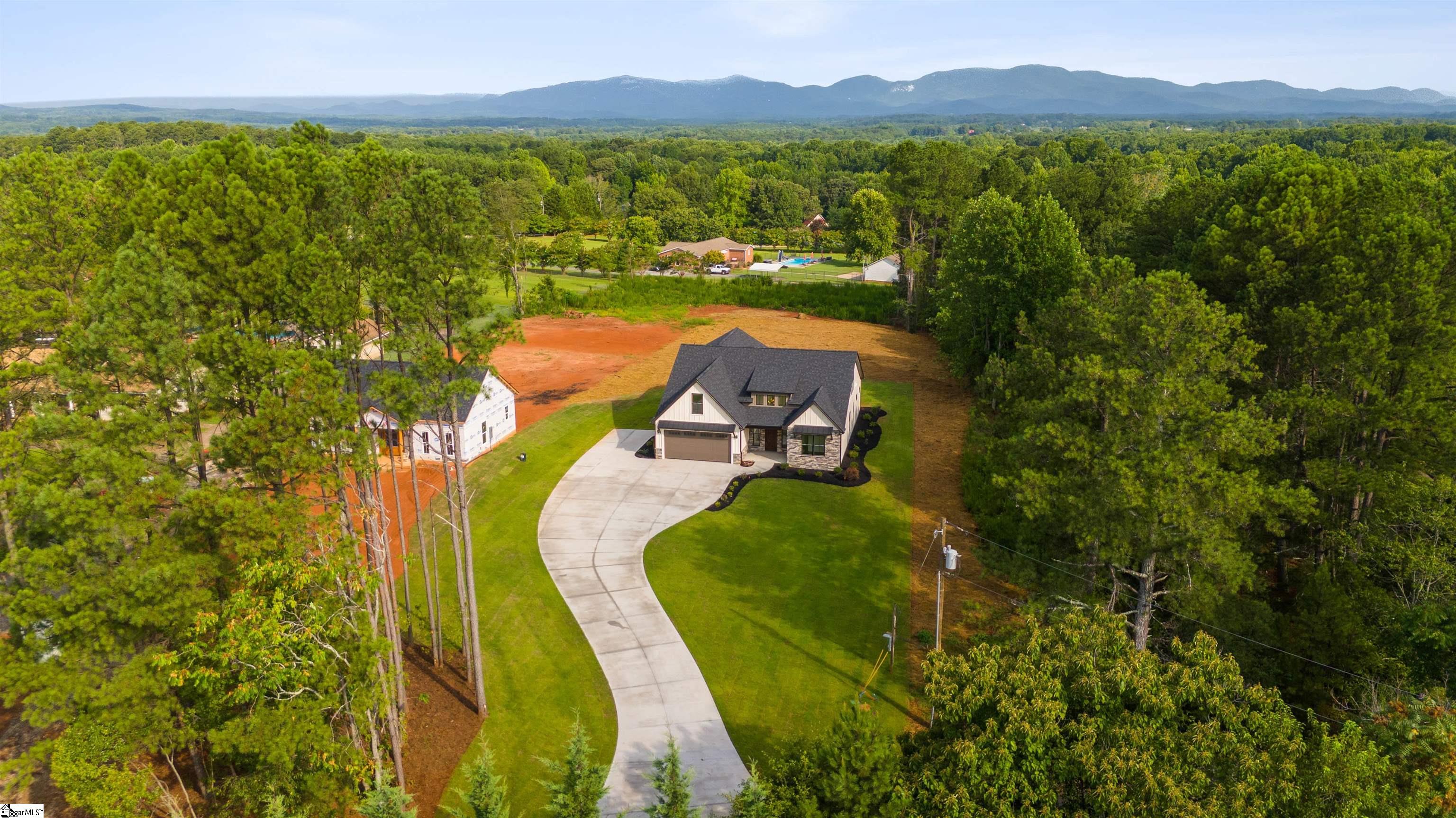 428 Honeysuckle Road Campobello, SC 29322 - Photo 34 of 36 Gallery Image 34