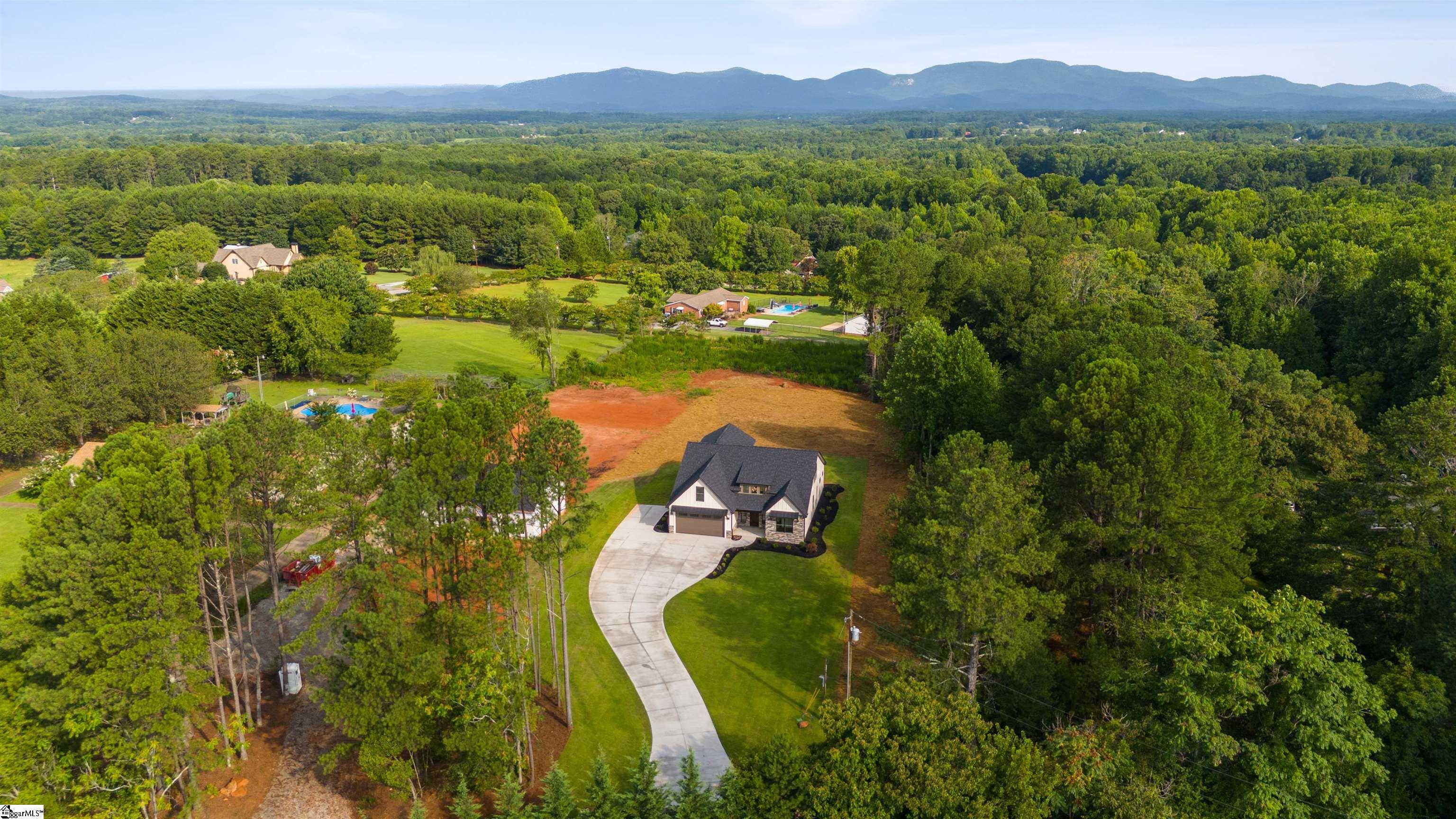 428 Honeysuckle Road Campobello, SC 29322 - Photo 35 of 36 Gallery Image 35