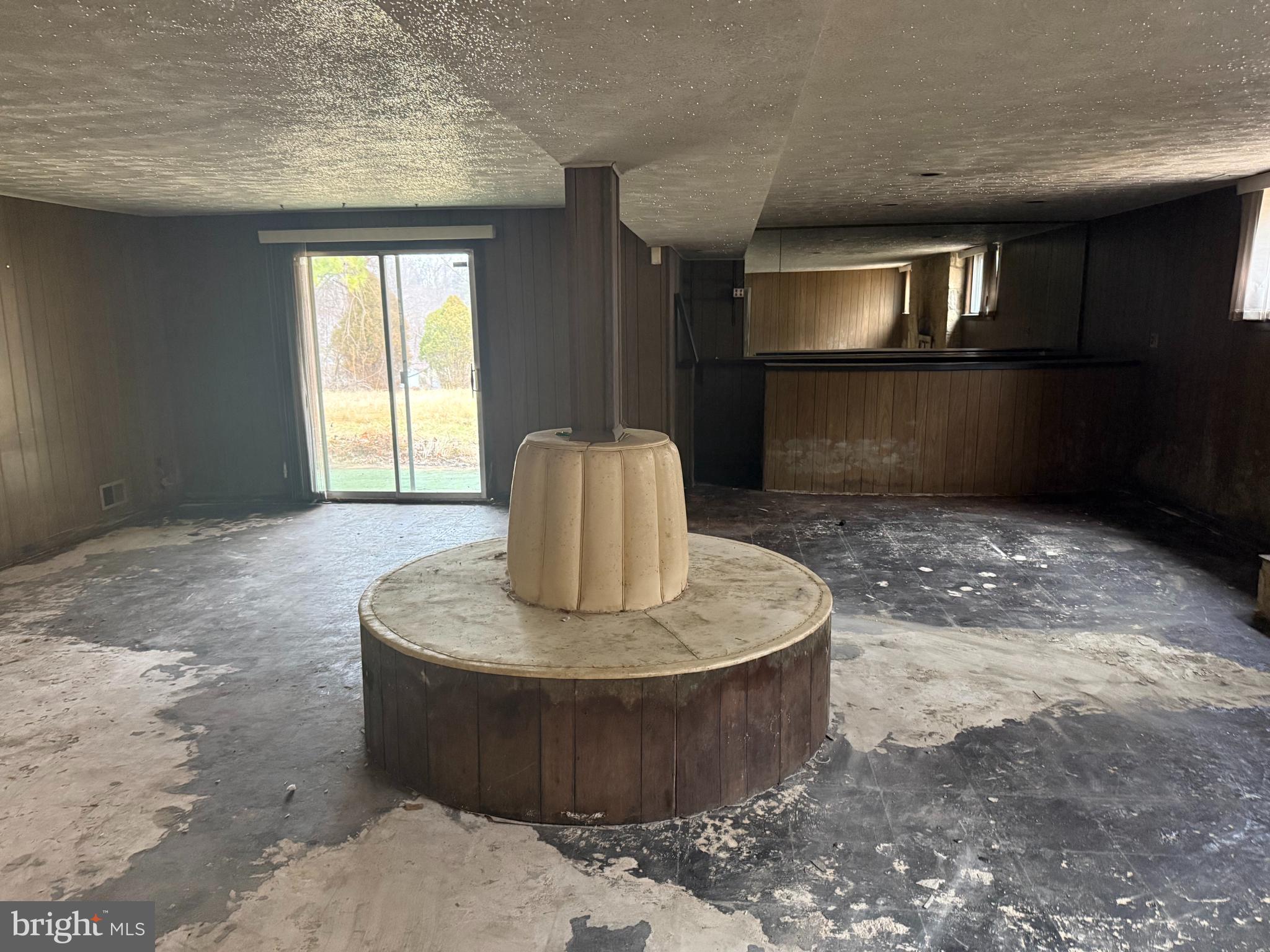 9822 Clanford Road Randallstown, MD 21133 - Photo 11 of 15 a view of living room with furniture and a window