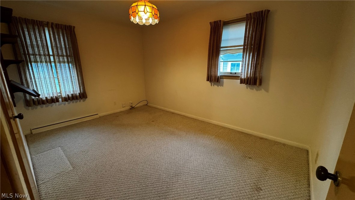 5202 Longton Road Lyndhurst, OH 44124 - Photo 17 of 38 1st fl Den / Bedroom