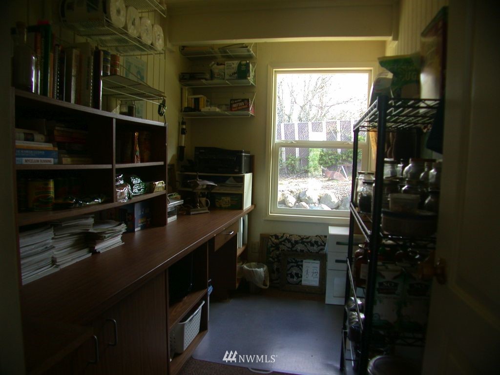 203 Levig Road Port Angeles, WA 98362 - Photo 13 of 25