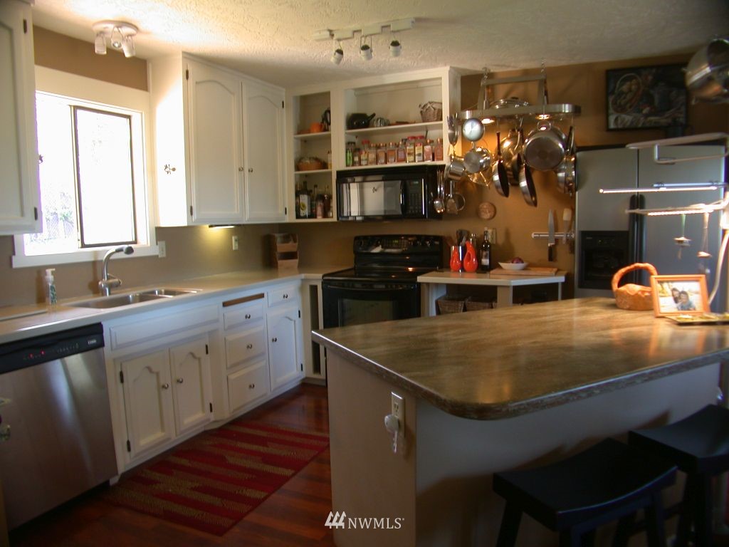 203 Levig Road Port Angeles, WA 98362 - Photo 10 of 25
