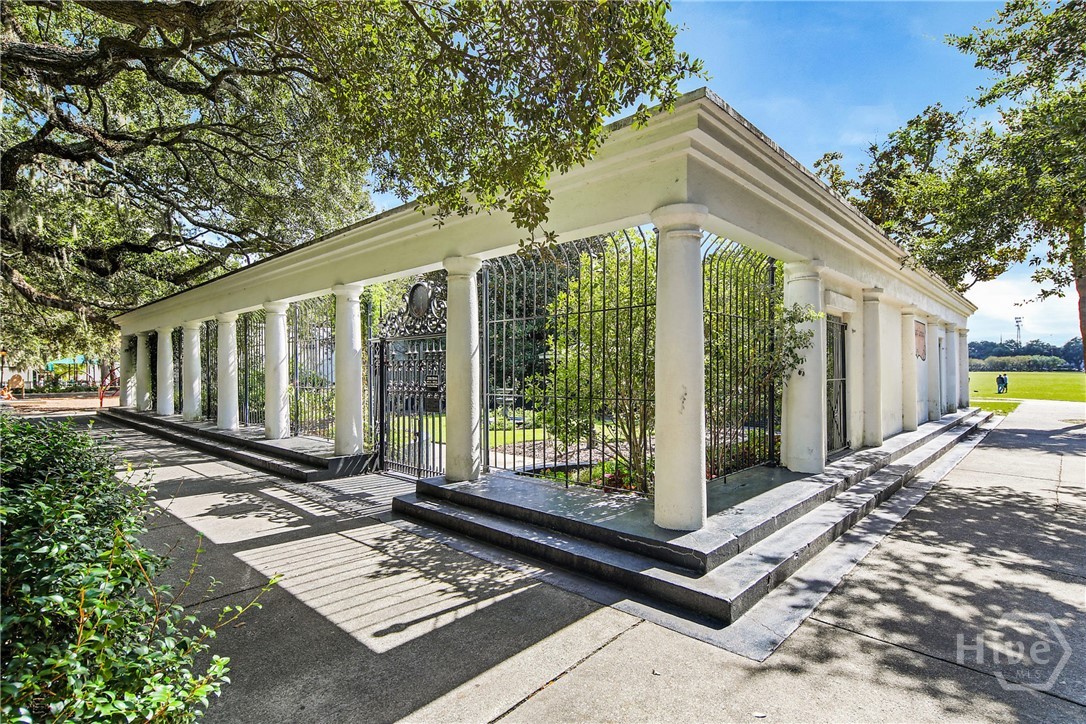 720 Tattnall Street Savannah, GA 31401 - Photo 35 of 41