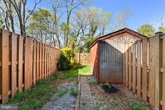 $415,000 | 34 Palmer Court, Sterling, VA 20165