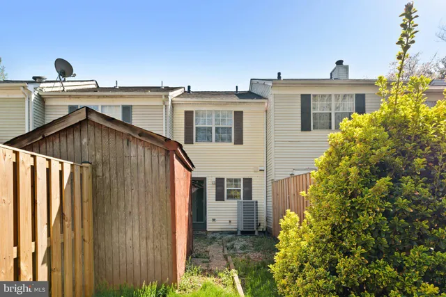 $415,000 | 34 Palmer Court, Sterling, VA 20165