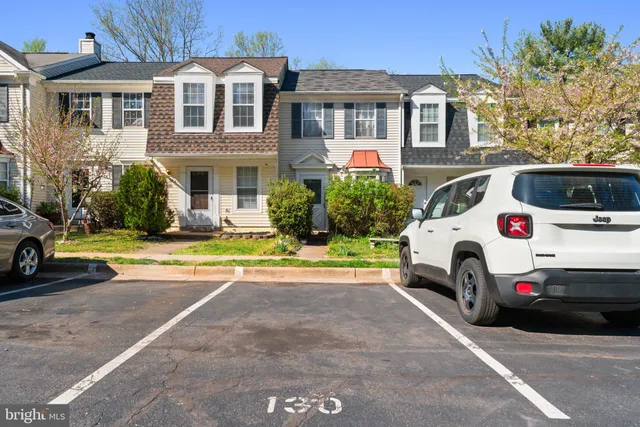 $415,000 | 34 Palmer Court, Sterling, VA 20165