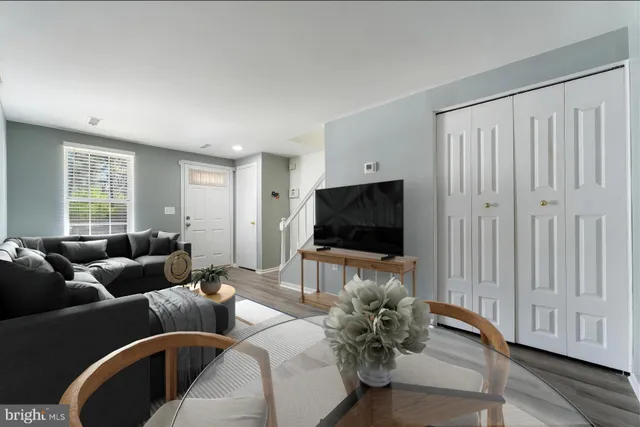 $415,000 | 34 Palmer Court, Sterling, VA 20165