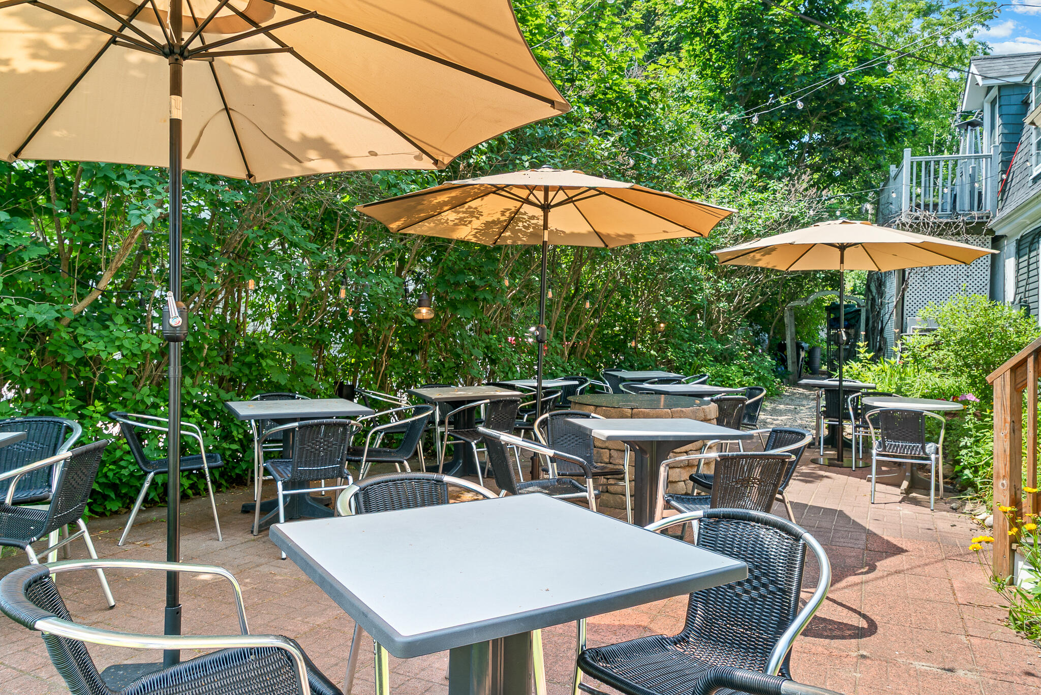 30 Shore Road Ogunquit, ME 03907 - Photo 24 of 33 Patio Seating