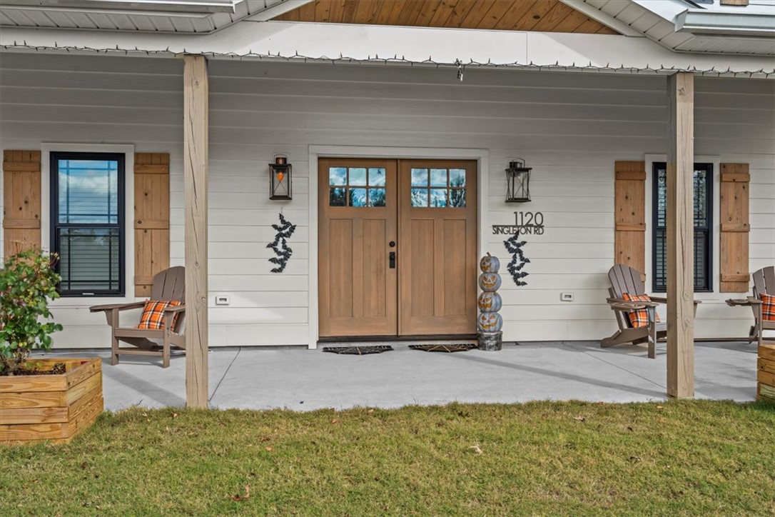 1120 Singleton Road Westminster, SC 29693 - Photo 4 of 36