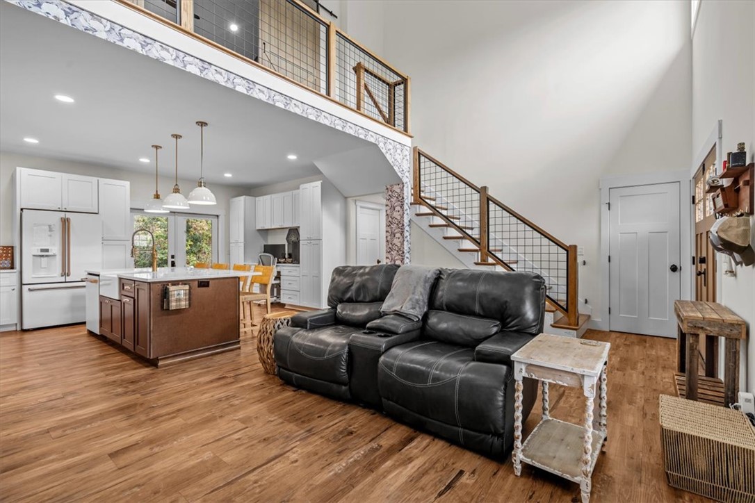 1120 Singleton Road Westminster, SC 29693 - Photo 6 of 36