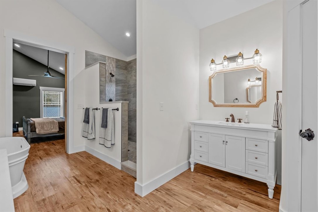 1120 Singleton Road Westminster, SC 29693 - Photo 8 of 36