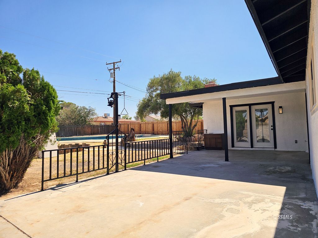 817 West Wasp Avenue Ridgecrest, CA 93555 - Photo 41 of 50
