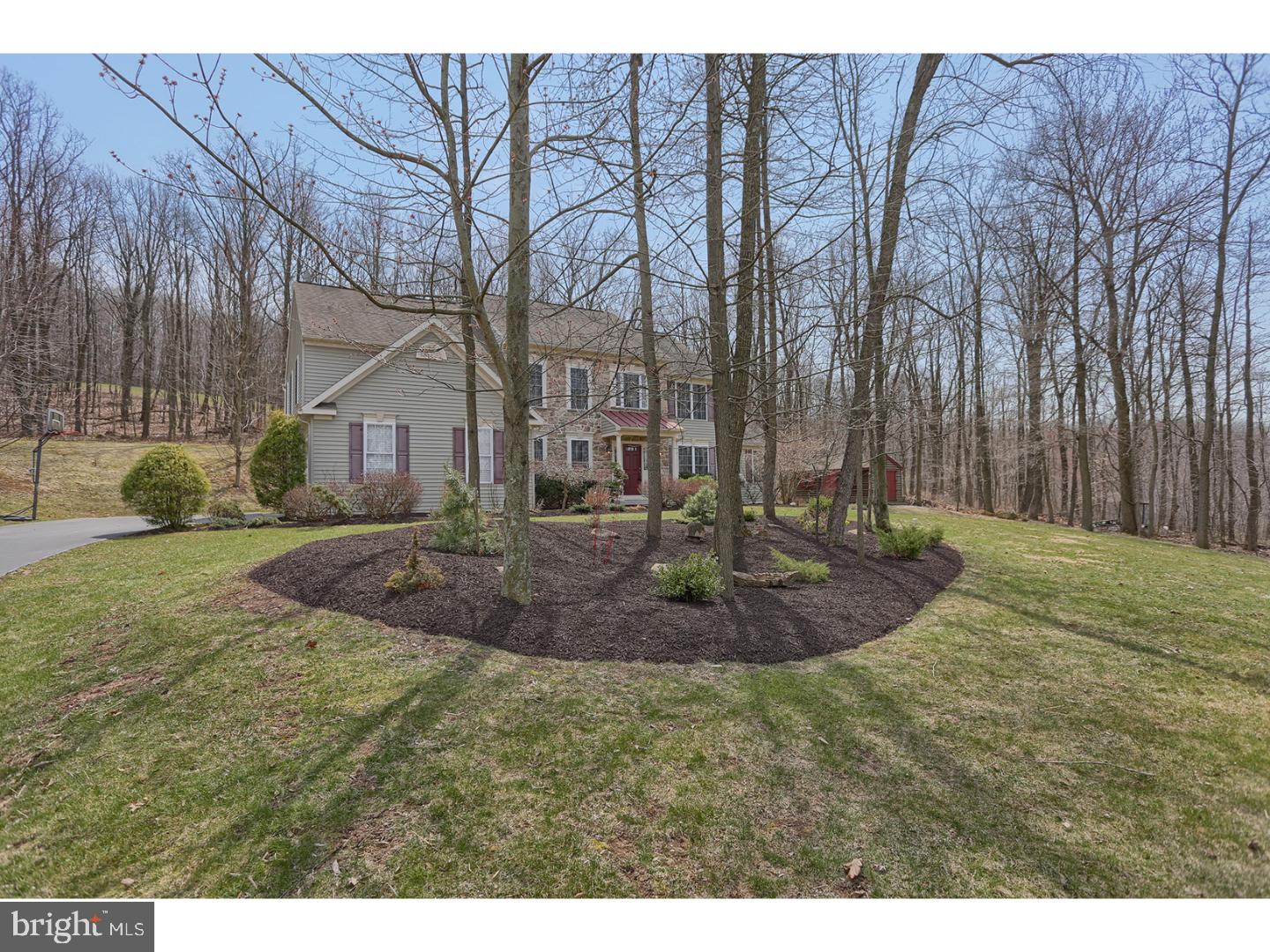 235 Overlook Road Morgantown, PA 19543 - Photo 2 of 25 Exterior Front
