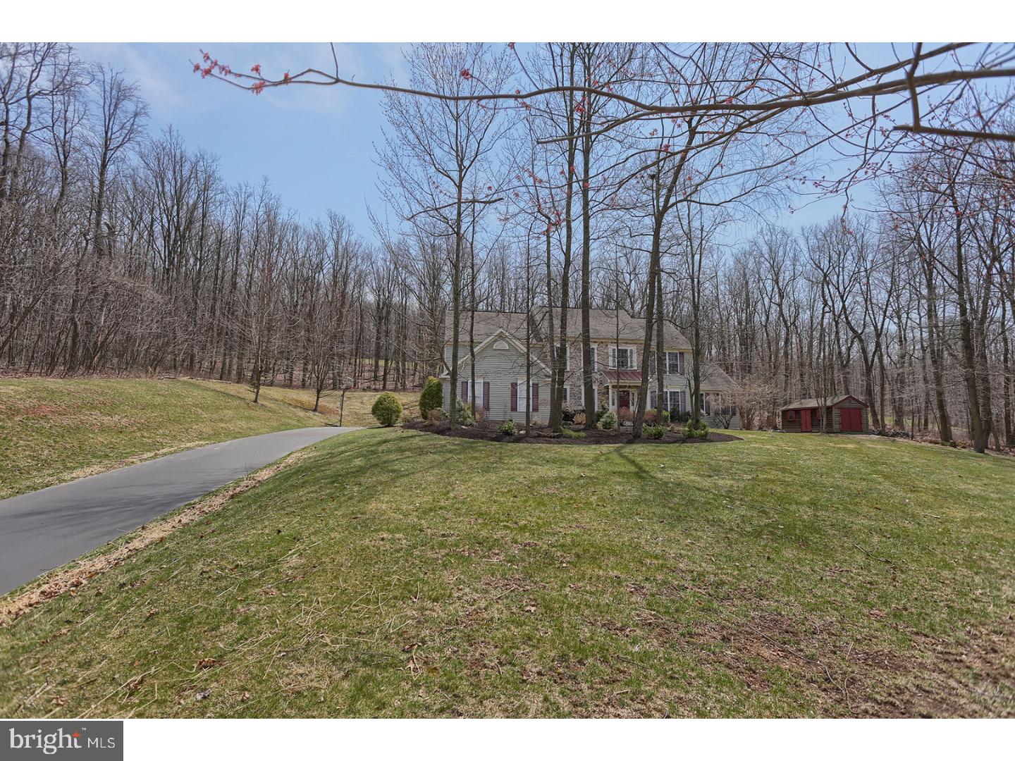 235 Overlook Road Morgantown, PA 19543 - Photo 3 of 25 Exterior Front