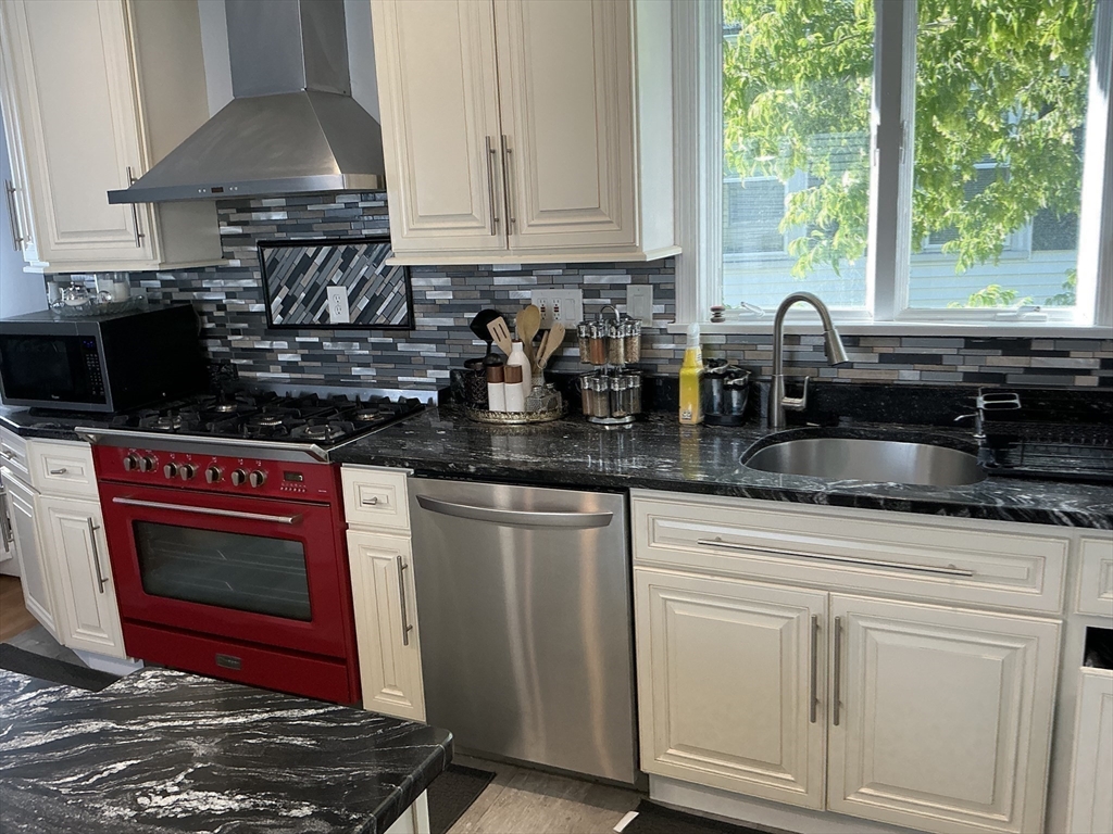 82 West Street Malden, MA 02148 - Photo 19 of 26