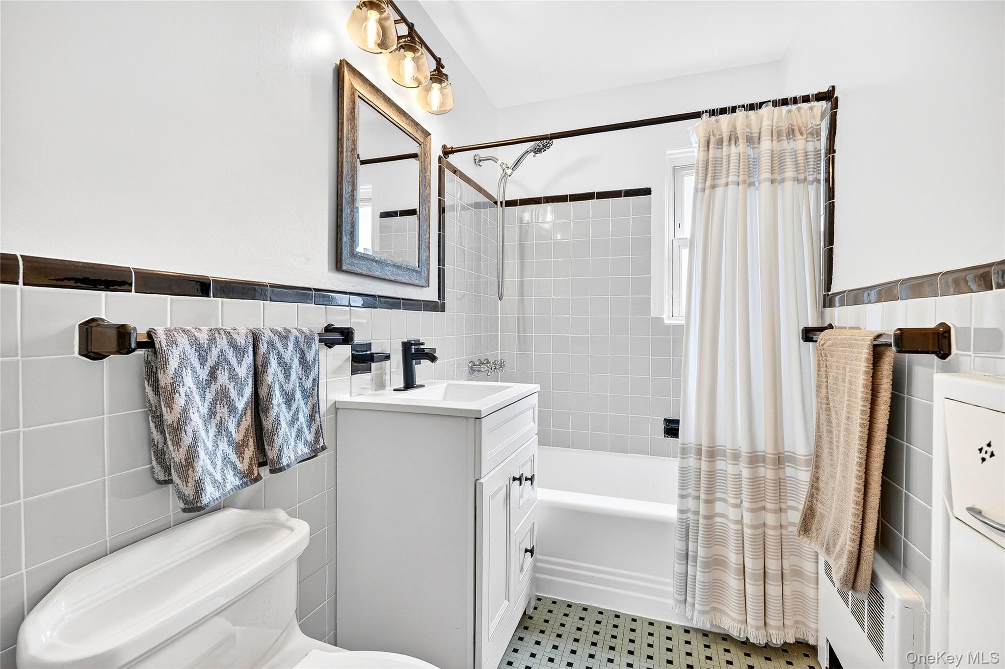 66 Robins Crescent, Unit 66 New Rochelle, NY 10801 - Photo 27 of 34