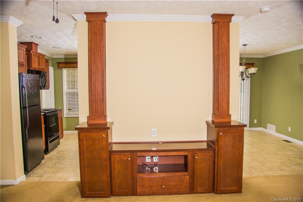 573 Concord Road Fletcher, NC 28732 - Photo 4 of 13 Gallery Image 4