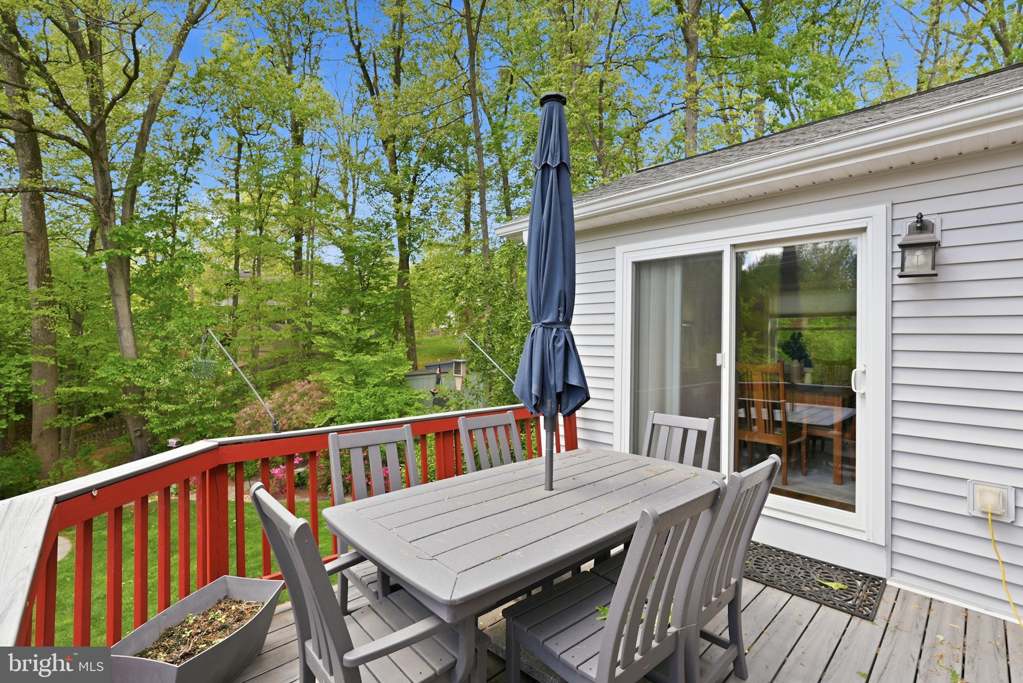 7006 Barnack Drive Springfield, VA 22152 - Photo 16 of 56 Back Deck