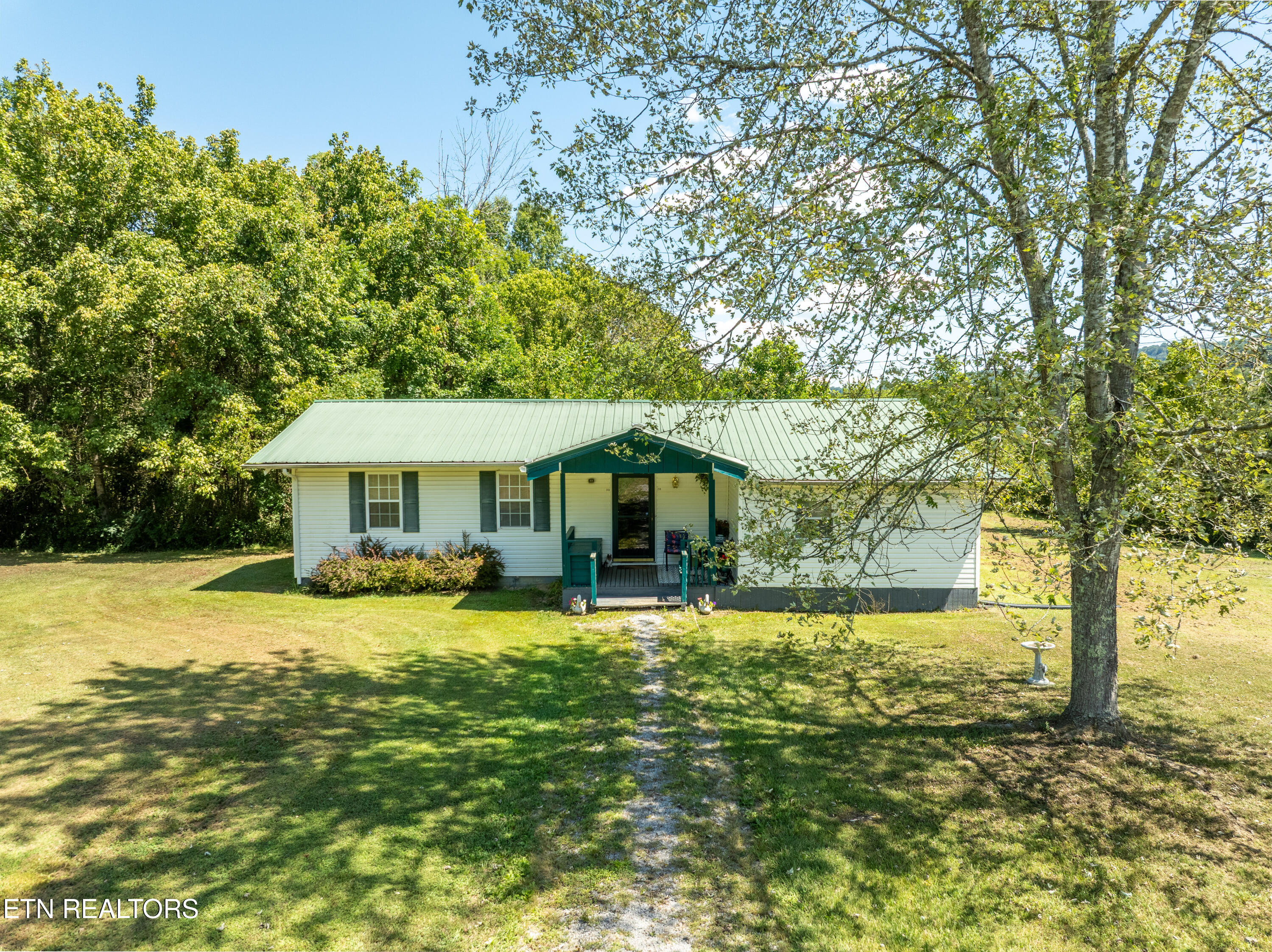 213 Brock Road Maynardville, TN 37807 - Photo 22 of 26 Front Exterior