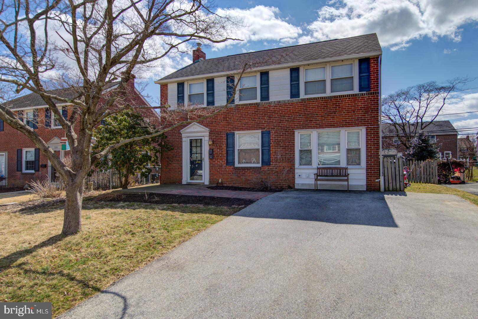 532 Achille Road Havertown, PA 19083 - Photo 2 of 18