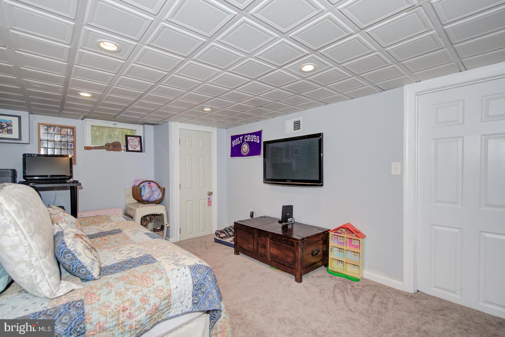 532 Achille Road Havertown, PA 19083 - Photo 15 of 18