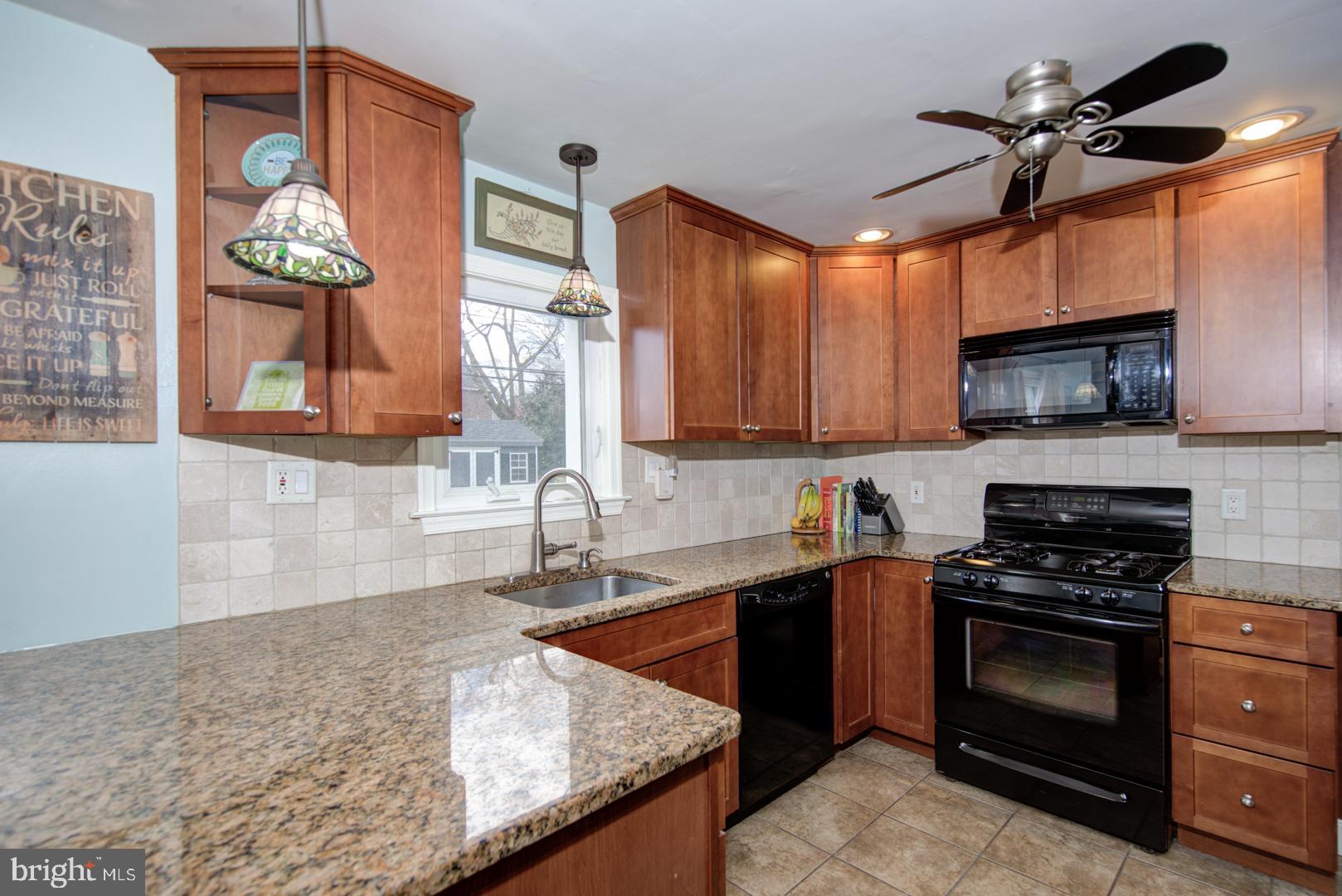 532 Achille Road Havertown, PA 19083 - Photo 6 of 18