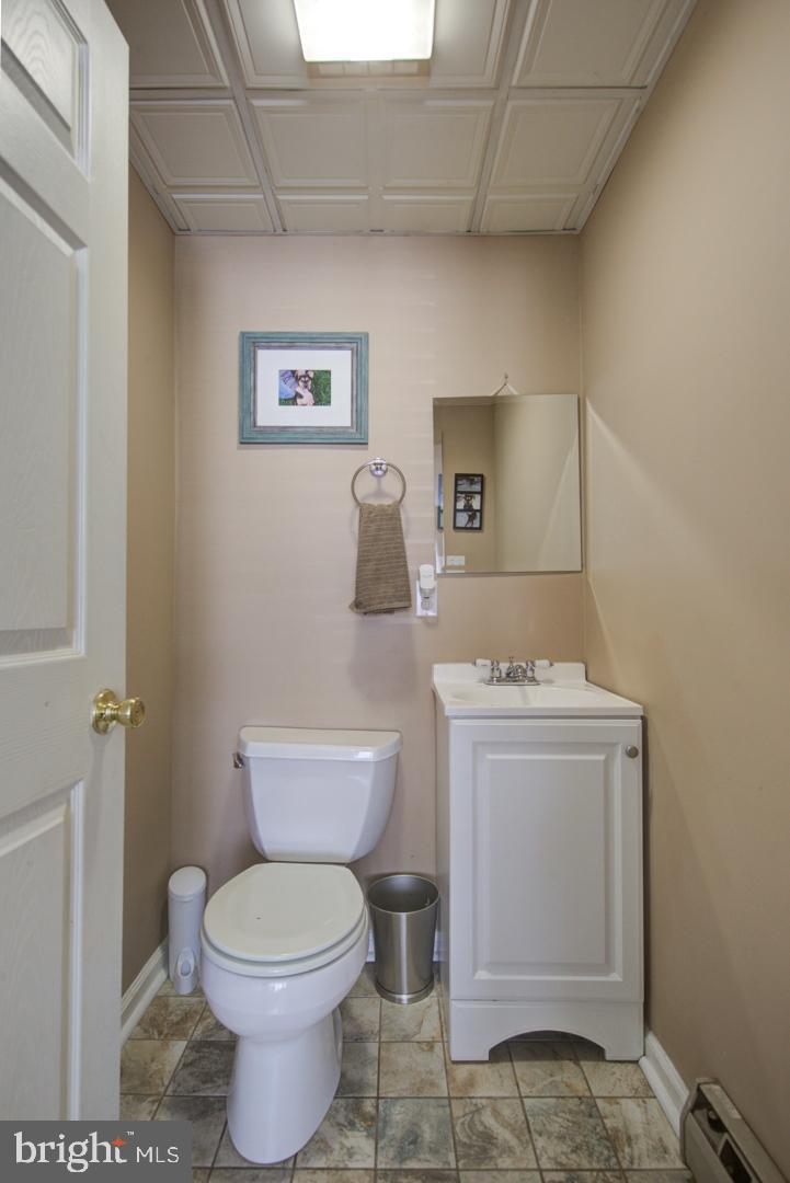 532 Achille Road Havertown, PA 19083 - Photo 10 of 18