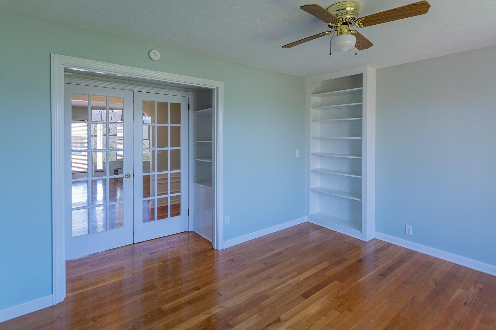 323 Walsh Road Chattanooga, TN 37405 - Photo 11 of 41 323WalshSt-11