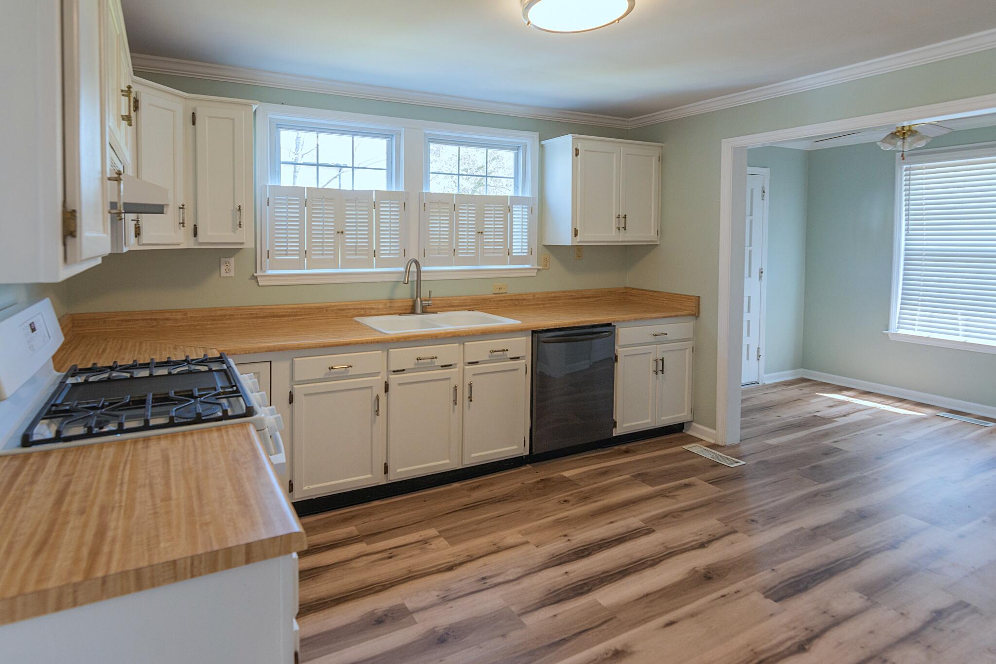 323 Walsh Road Chattanooga, TN 37405 - Photo 12 of 41 323WalshSt-12