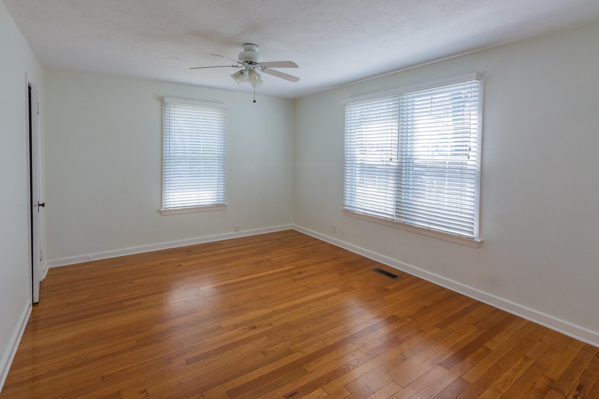 323 Walsh Road Chattanooga, TN 37405 - Photo 28 of 41 323WalshSt-28