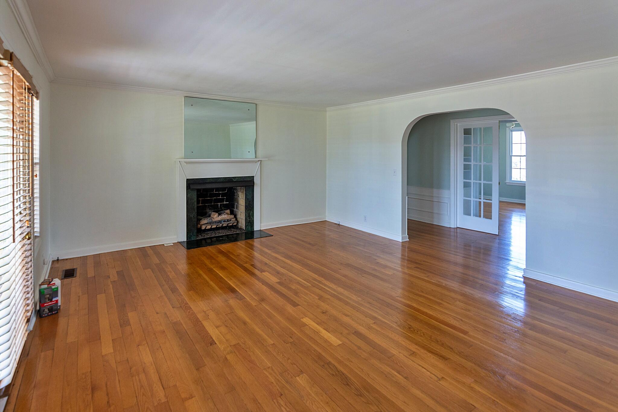 323 Walsh Road Chattanooga, TN 37405 - Photo 5 of 41 323WalshSt-5