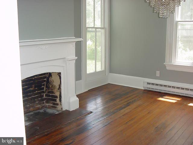 215 Blue Ridge Avenue Front Royal, VA 22630 - Photo 10 of 24