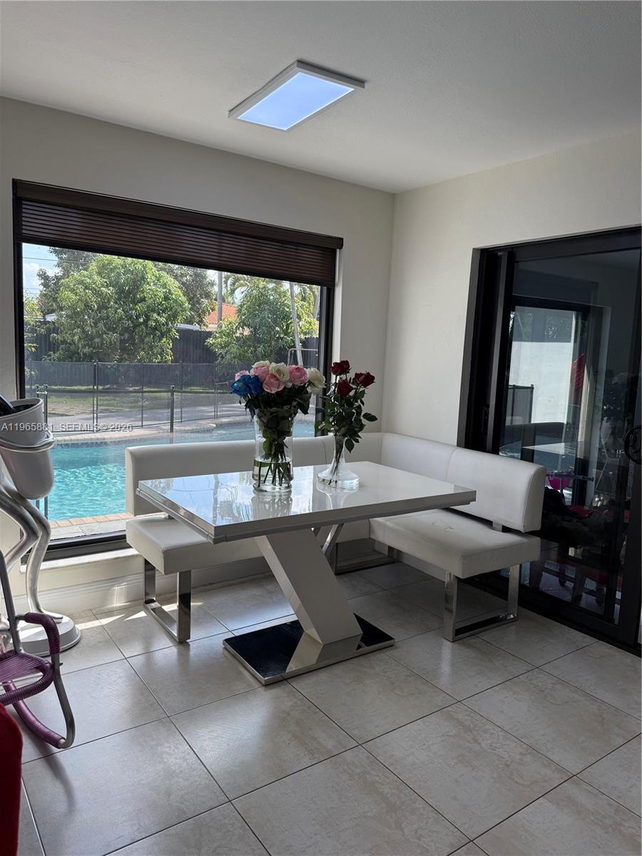 3521 Southwest 99th Court Miami, FL 33165 - Photo 16 of 70