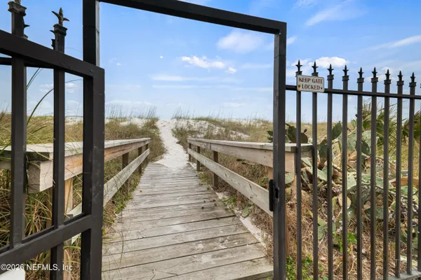 $675,000 | 1551 1st Street South, Unit 101, Jacksonville Beach, FL 32250