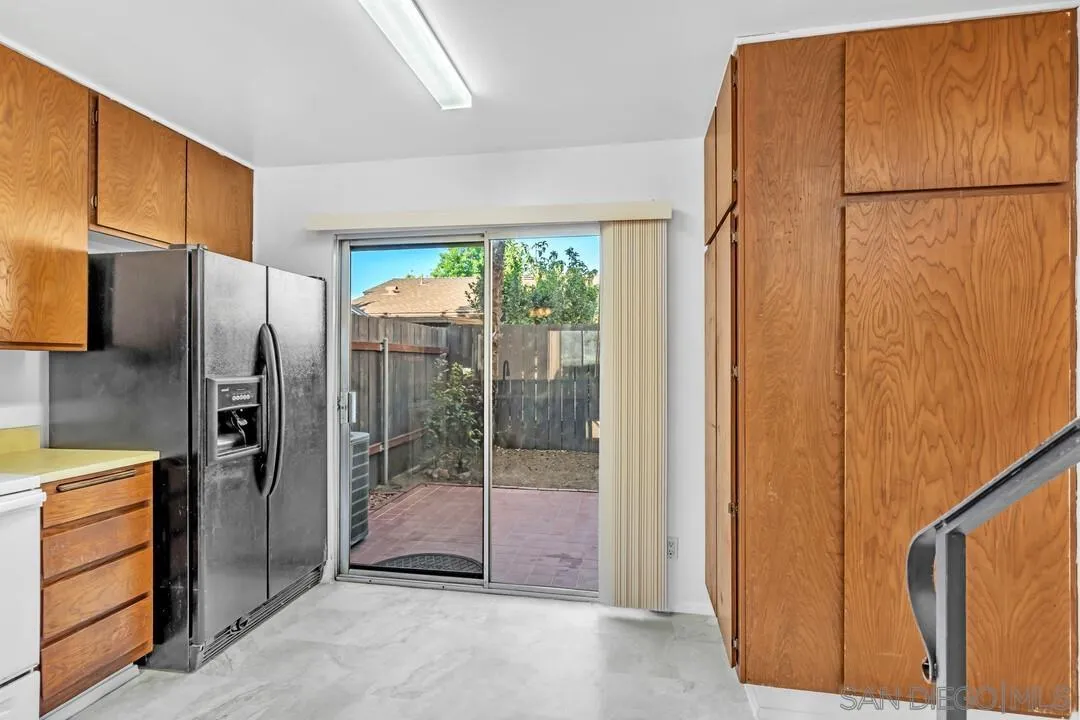 10258 Carefree Drive Santee, CA 92071 - Photo 13 of 30