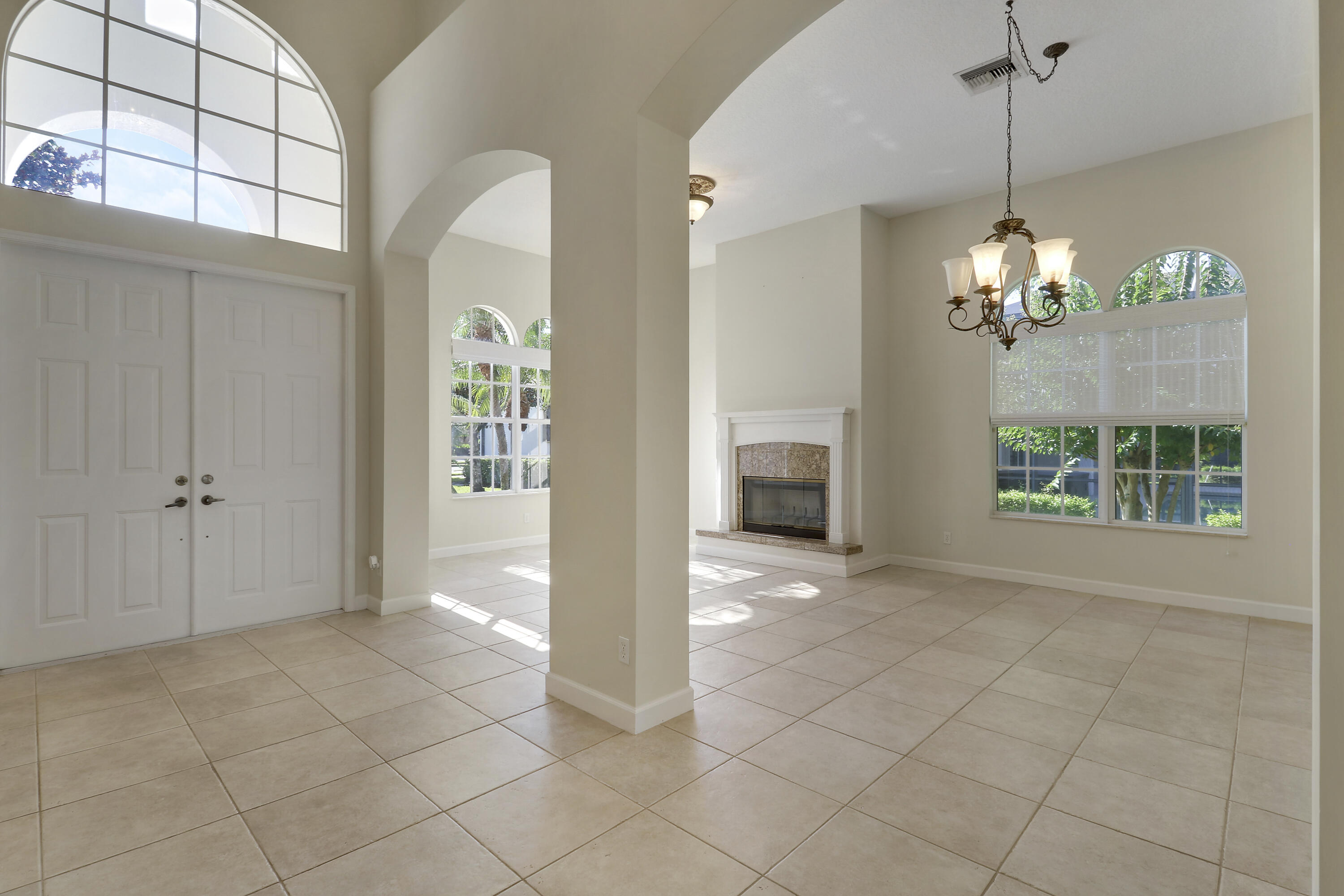 8605 Tompson Point Road Port St. Lucie, FL 34986 - Photo 10 of 90 Foyer