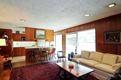 381 West Onwentsia Road Lake Forest, IL 60045 - Photo 4 of 10