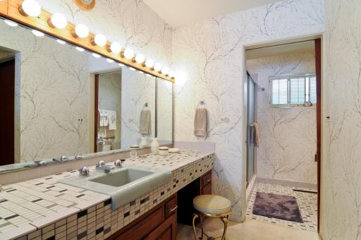 381 West Onwentsia Road Lake Forest, IL 60045 - Photo 8 of 10