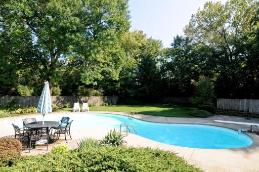 381 West Onwentsia Road Lake Forest, IL 60045 - Photo 9 of 10