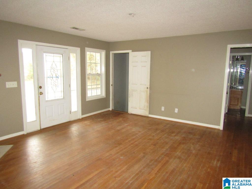 136 Boss Wilkins Drive Pell City, AL 35128 - Photo 4 of 28