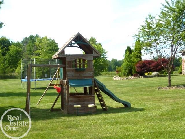 8857 Bordman Road Almont, MI 48003 - Photo 43 of 43 31294762-42.JPG
