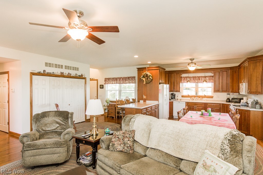 15540 Stillwell Road Huntsburg, OH 44046 - Photo 8 of 23 Gallery Image 8