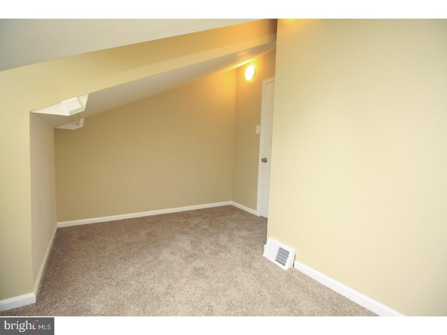 450 Doe Run Lane Springfield, PA 19064 - Photo 17 of 25 Bedroom 2