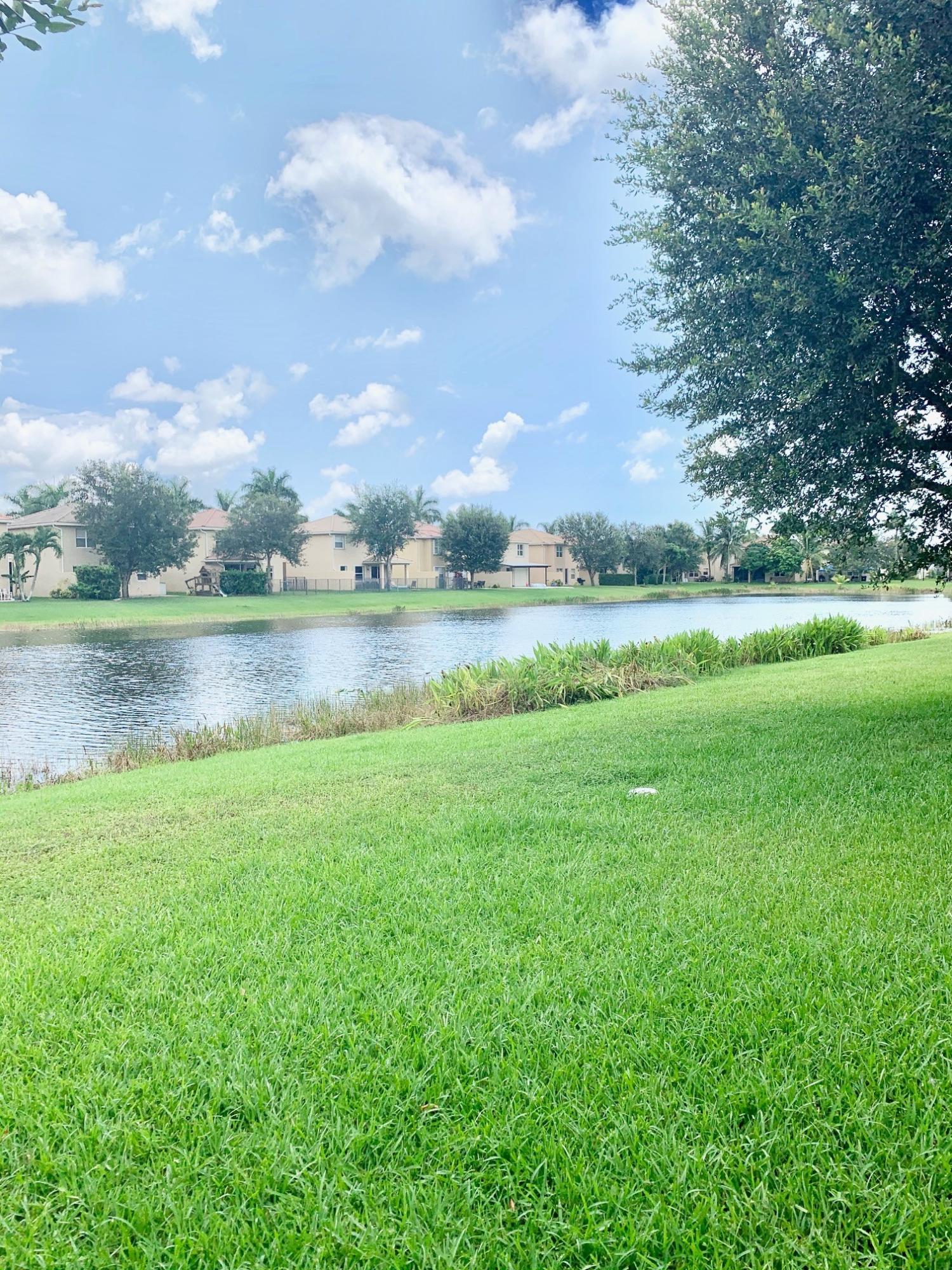 7963 Red Mahogany Road Boynton Beach, FL 33437 - Photo 36 of 41 o6