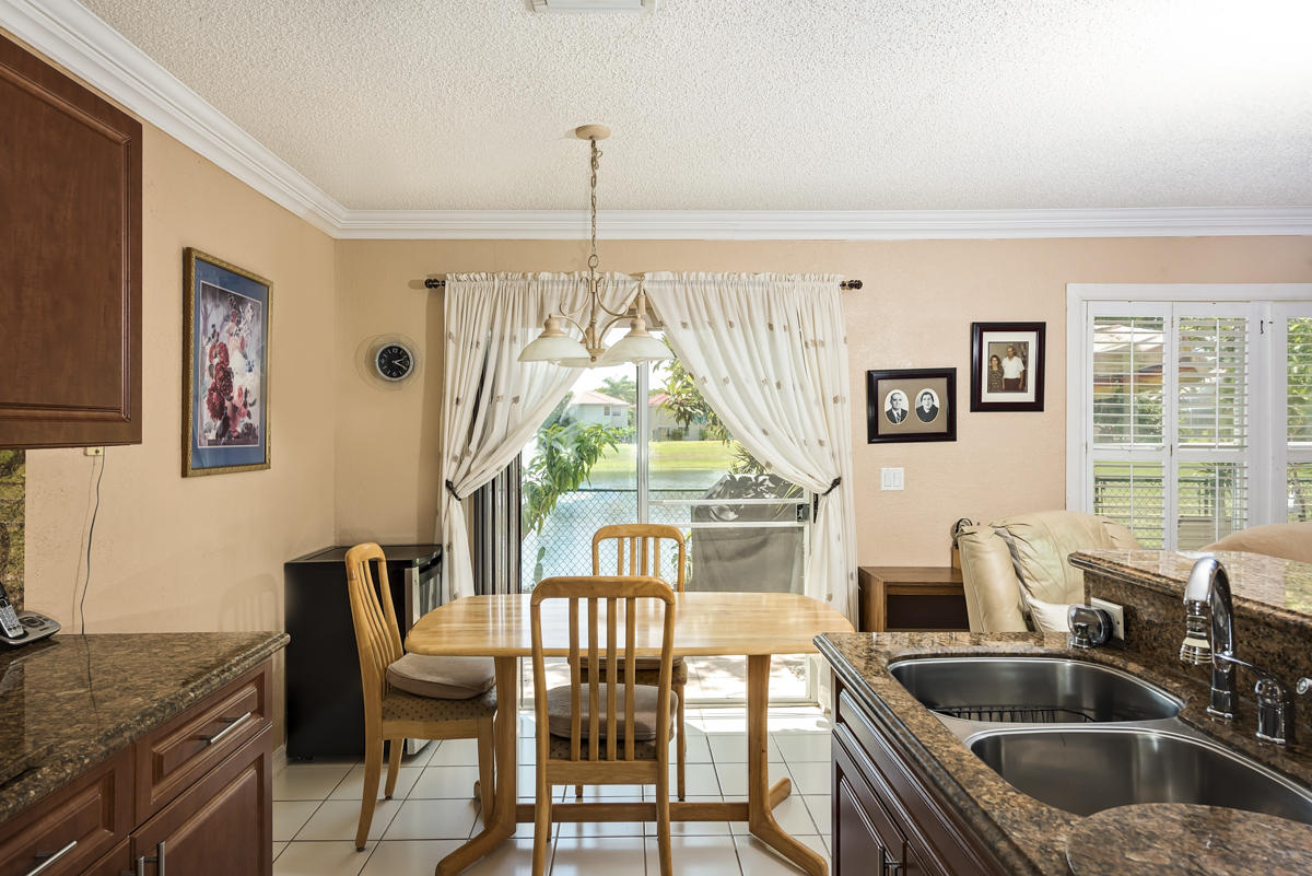 23323 Treeline Drive Boca Raton, FL 33428 - Photo 12 of 28 13